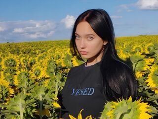 camgirl playing with vibrator LavonAnsara