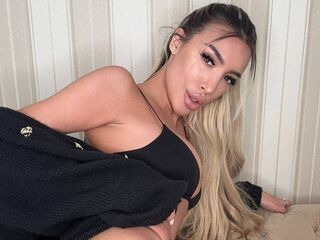 naughty cam girl LexiAce