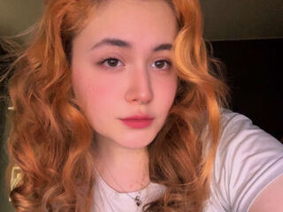 nude camgirl photo LiliPlishi