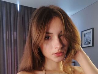 naked webcamgirl LilianHarriss