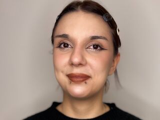 camwhore video LoniFessel