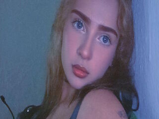 cam hooker LuanaGreen