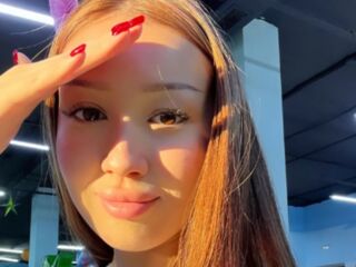 camwhore shaving pussy LucyAurexia