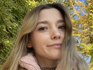 naughty chat LunariaVelvet