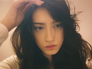 chatroom sex MaddieSunflower