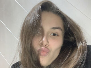 hot cam girl fingering pussy MarissaFitzen