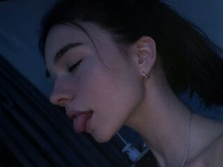 webcam babe chat room MelbaStraub