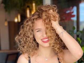 hot strip tease webcam MiaPolanska