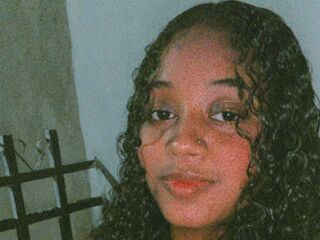 naked girl with cam fingering MicheLeiv