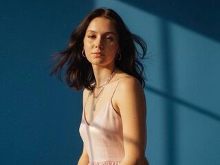 hot naked camgirl MolliePoydras