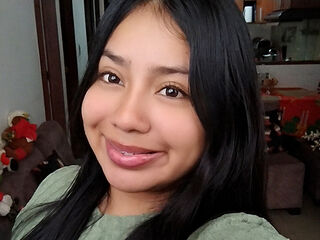 cam girl chat room NoaBaker