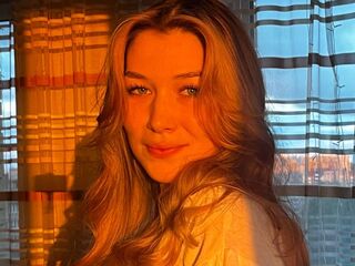 camslut webcam video NoaWinslow