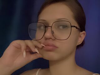 cam girl playing with sextoy OdelynAppleberry