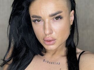 naked camgirl masturbating with vibrator OksanaBloom