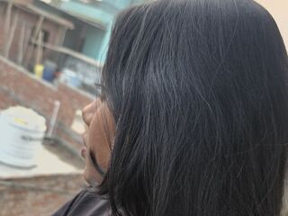 chat room live show PriyaSengar