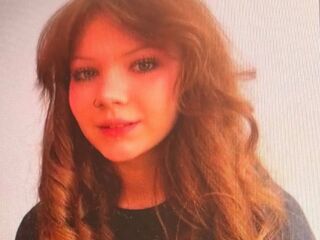 nude webcamgirl RosieWalmont