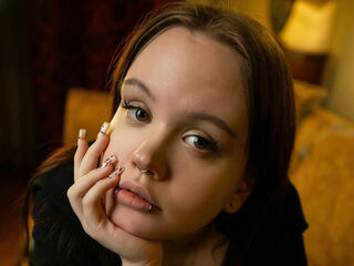 cam girl spreading pussy SarandaRyan