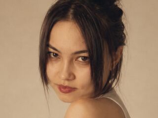 naked cam girl masturbating with vibrator SeeBugl