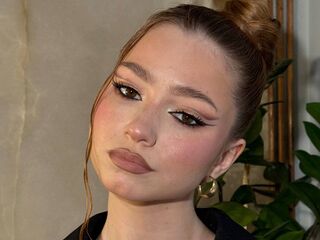 camwhore fingering pussy SeyolaHilgerst