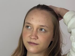 naked girl with webcam masturbating with dildo SharriDougan