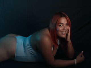 girl showing pussy SolangeMendoza