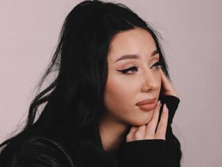 topless cam girl SoledadZale