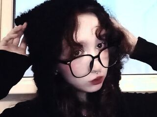 naughty cam girl picture SunnivaCrumbley