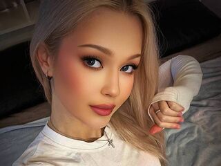 naked webcam girl TiffanieMasino