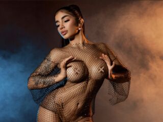camgirl spreading pussy VictoriaBello