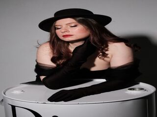 girl showing pussy VictoriaClarson