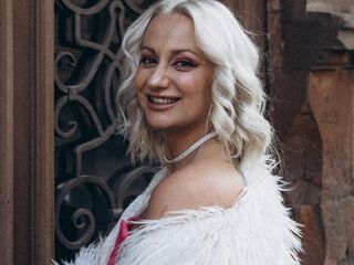 hot cam hooker WilsonAvery