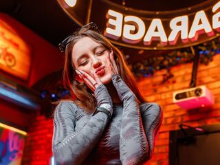 naked webcam girl fingering XeniaUsher