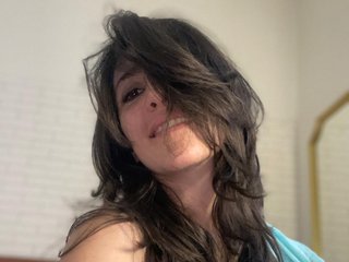 LEONAAx